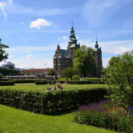 Heart Of - The King's Garden Apartment