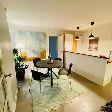 Heart Of - The King's Garden Apartment Copenhagen